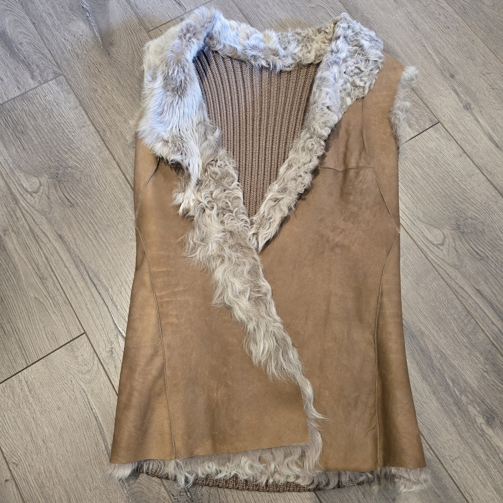 Emu Australia Reversible Knit And Shearling Vest